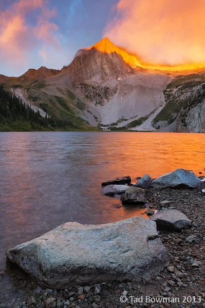 Colorado, Sunrise, dramatic,light,orange,Snowmass Peak, Snowmass Lake, photo, mountain,mountains,image,picture, photographs,morning,summer